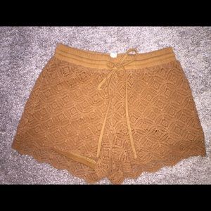 CROCHET SHORTS