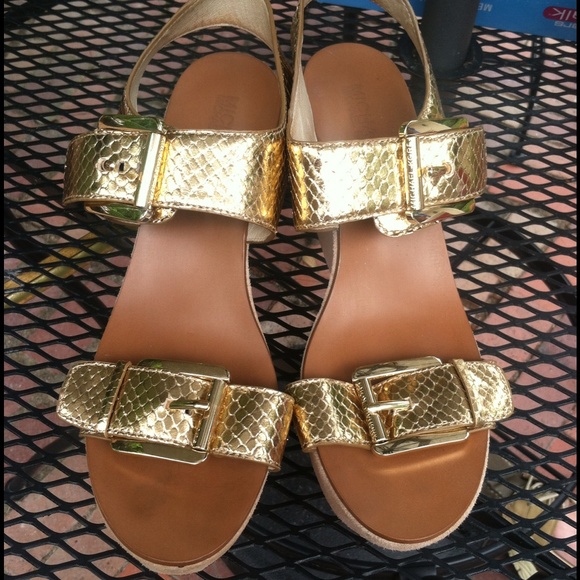 Michael Kors Gold Wedges - Picture 2 of 4