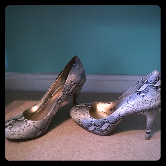 Gray snakeskin heels