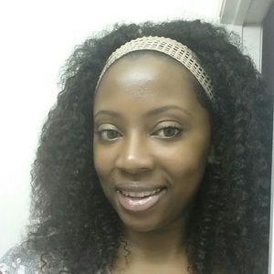 Meet your Posher, Carla