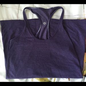 lululemon racerback tank 🍋