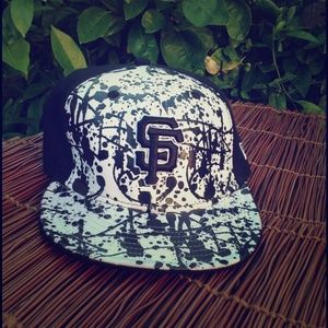 San Francisco Giants Baseball Hat -Splatter b&w