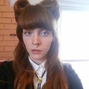 Meet your Posher, Kelly