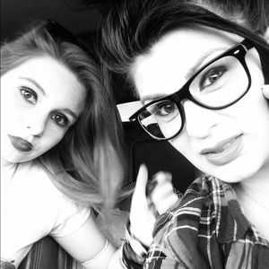 Meet your Posher, Adrienne