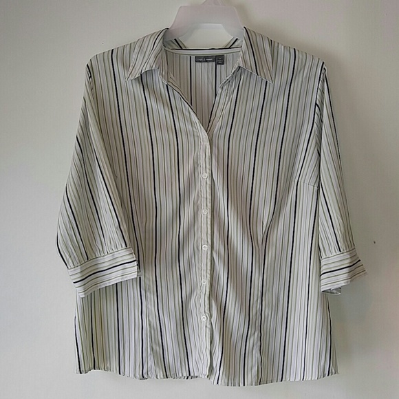 Apt 9 1X button down blouse