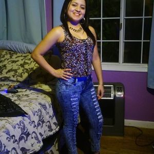 Meet your Posher, Sindy