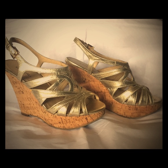 Gold wedges sandals