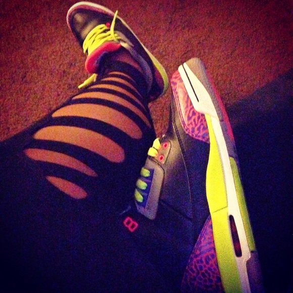 Jordan Retro 3, this shoe is a 8 in women