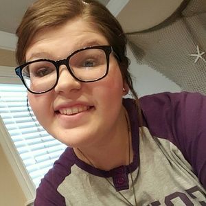 Meet your Posher, Laney