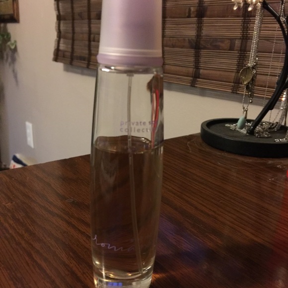Mary Kay embrace romance perfume