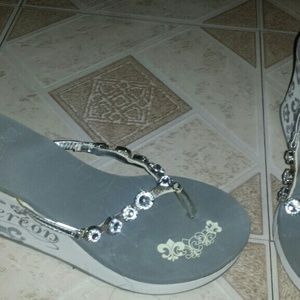 Dereon Jeweled sandals