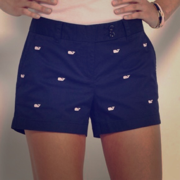Vineyard vines whale shorts