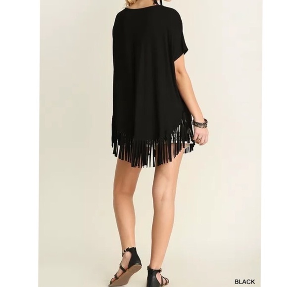 MADE IN USA🇺🇸 Black fringed hem oversized tunic - Picture 3 of 3