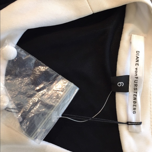 Diane Von Furstenberg Black/ Ivory Wrap Dress 6 - Picture 3 of 4