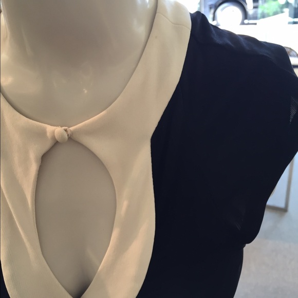 Diane Von Furstenberg Black/ Ivory Wrap Dress 6 - Picture 4 of 4