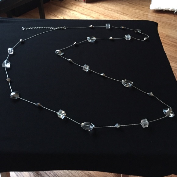 Gently Used Premier Designs Ice Crystals Necklace