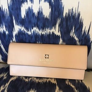 Kate spade Amelia wallet