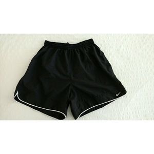 Nike running/workout shorts - sz L