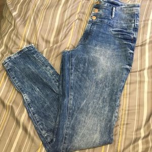 Refuge Skinny Jeans