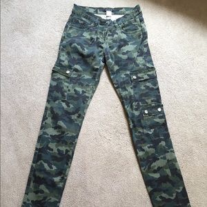 Venus brand fatigue style pants