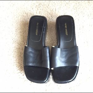 Nine West black leather sandals