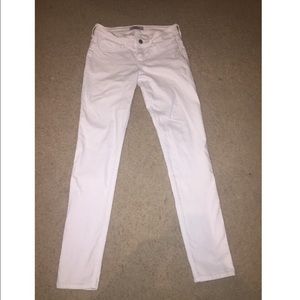 BRAND NEW Hollister skinny jeans
