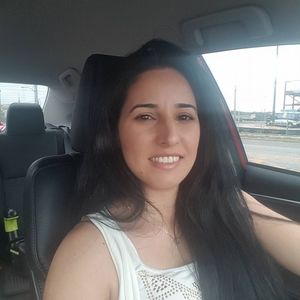 Meet your Posher, Kenia