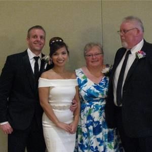 Meet your Posher, Sharon