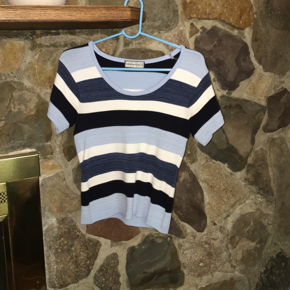 LOWEST ✨ Vintage striped sweater
