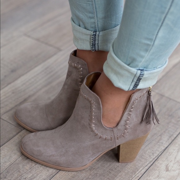 Cute Booties! Only worn one time! Size 6.5