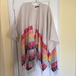 American Eagle kimono never worn