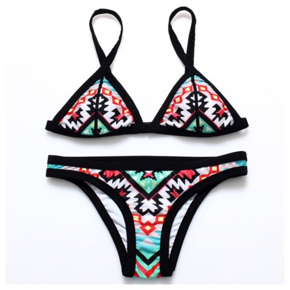 Women tribal Bikini Swimsuit bathing - Picture 4 of 4