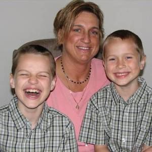 Meet your Posher, Lori