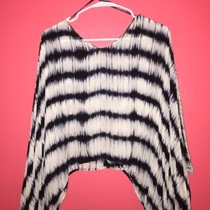 super gorgeous angel sleeve shirt