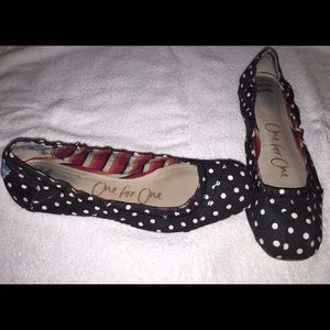 TOMS ballet flats