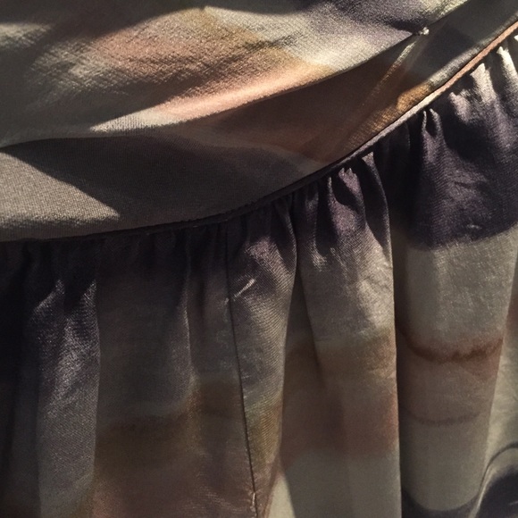 SOLD silk Wilfred Free silk shorts! High waisted - Picture 3 of 4