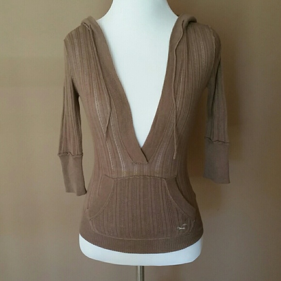 Hollister 3/4 sleeve Hoodie top