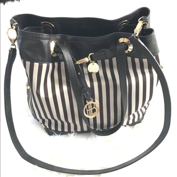 Authentic Henri Bendel purse