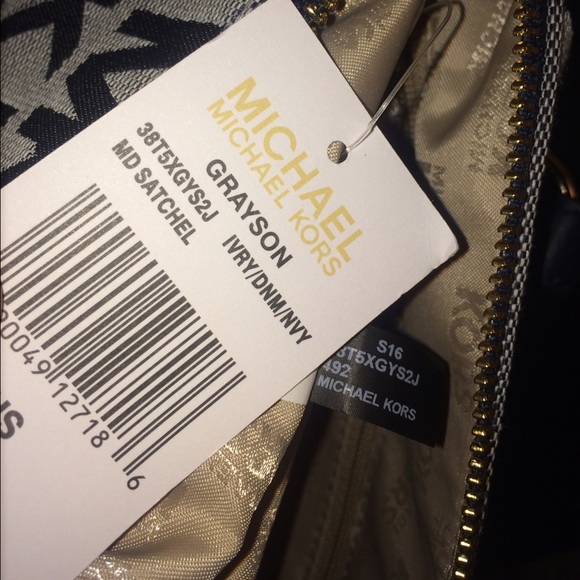 Michael kors monogram Grayson tote - Picture 4 of 4