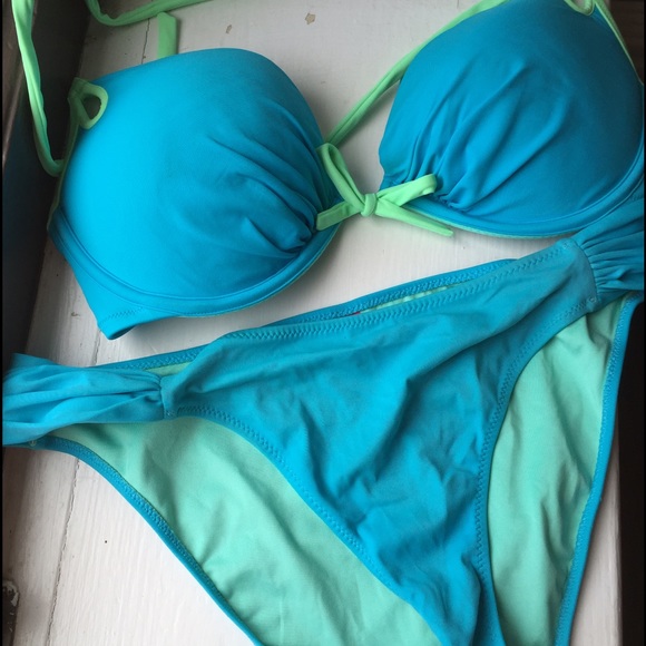 Victoria Secret's bikini bottoms