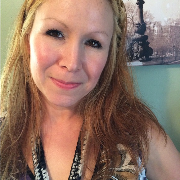 Meet your Posher, Linda