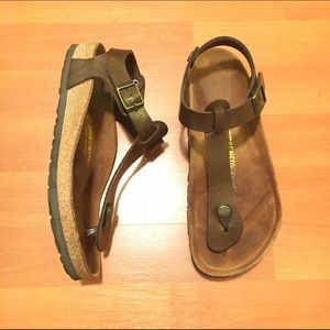 Birkenstock Kairo in Toffee