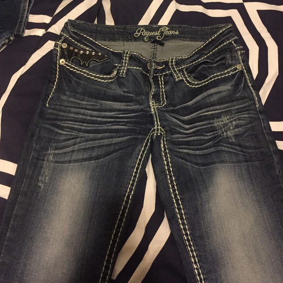 Request Jeans