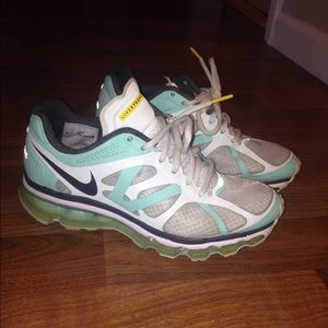 Nike Air Max 2012 Livestrong White Mint