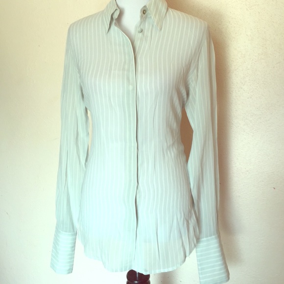 Anne Klein sheer button down - Picture 2 of 3