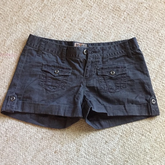 Charcoal gray kaki shorts