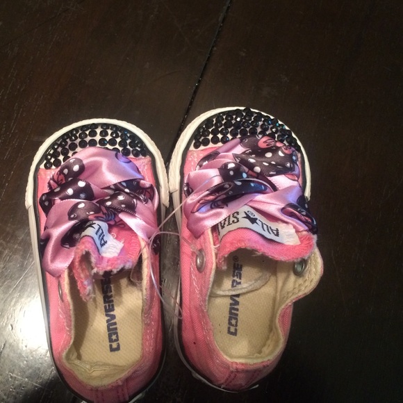 Customized converse - Picture 2 of 3