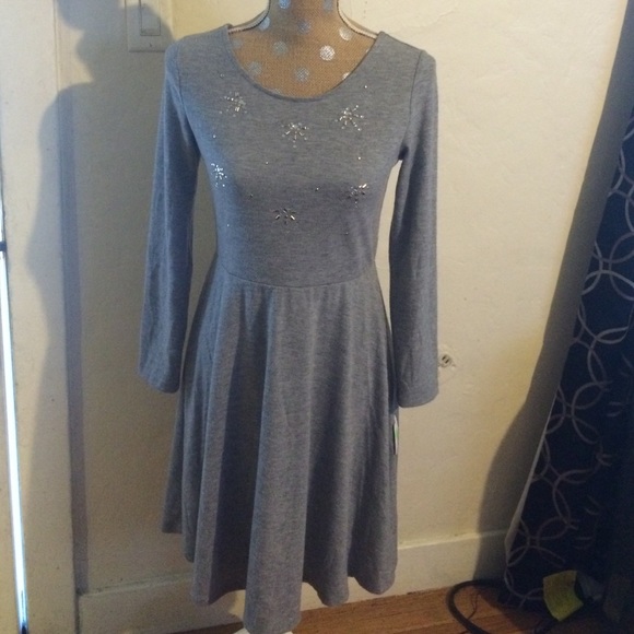 Casual gray dress