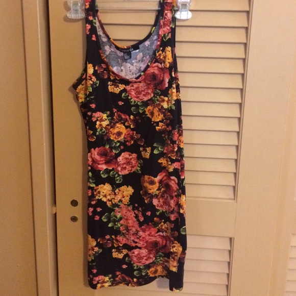 Floral body con dress