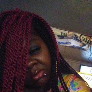 Meet your Posher, Regina